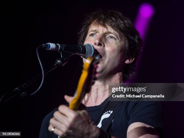 James Blunt performs during his "The Afterlove" Tour at the Annexet on May 23, 2018 in Stockholm, Sweden.