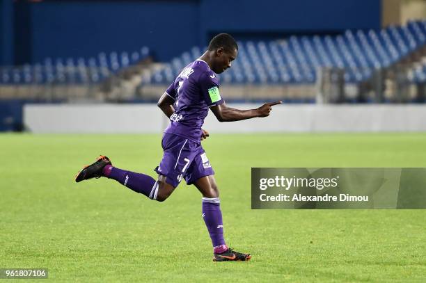 Max Gradel of Toulouse celebrates scoring his first side's goal during the Ligue 1 playoff match between AC Ajaccio and FC Toulouse at Stade de la...