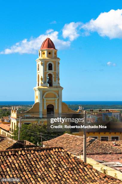 the former saint francis of assisi convent bell tower, trinidad, cuba - sancti spiritus stock-fotos und bilder