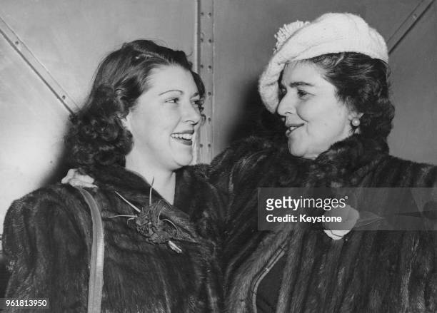 American writer Michael Strange , born Blanche Oelrichs, former wife of actor John Barrymore, arrives in New York aboard the 'Queen Mary' with their...