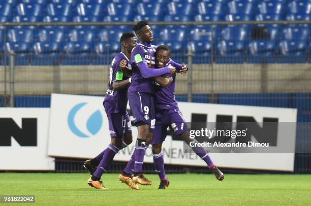 Yaya Sanogo of Toulouse celebrates scoring his third side's goal with Max Alain Gradel during the Ligue 1 playoff match between AC Ajaccio and FC...