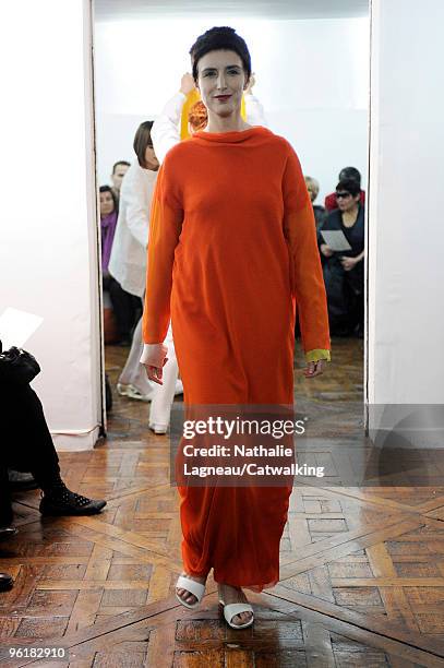 Model walks the runway at the Adeline Andre fashion show during Paris Haute Couture Fashion Week Spring/Summer 2010 on January 25, 2010 in Paris,...