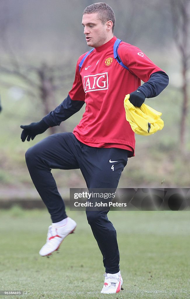 Manchester United Press Conference and Training Session