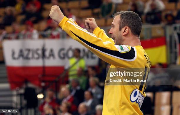 Thierry Omeyer of France celebrates during the Men's Handball European main round Group II match between Slovenia and France at the Olympia Hall on...