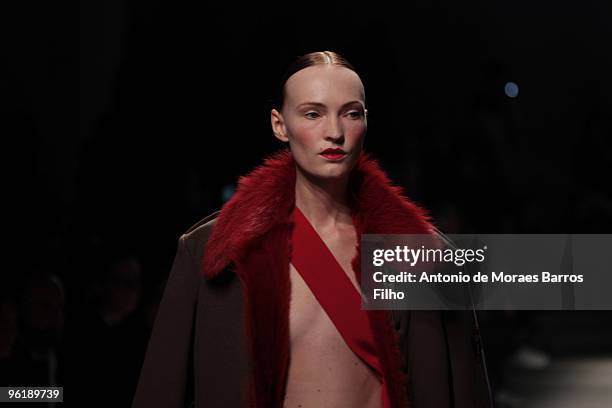 Models walk the runway at the Josephus Thimister Haute-Couture fashion show during Paris Fashion Week Spring/Summer 2010 at the Palais De Tokyo on...