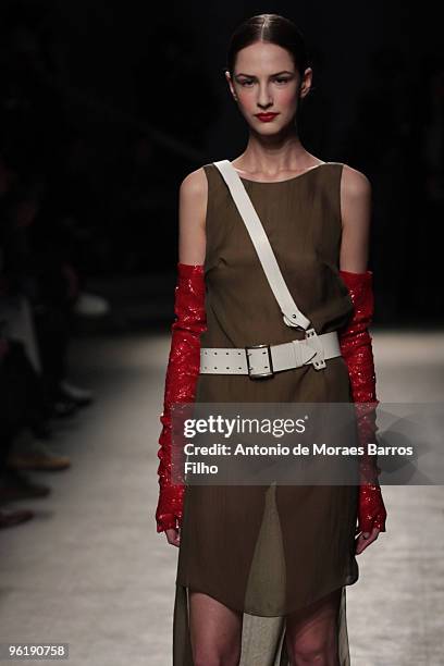 Models walk the runway at the Josephus Thimister Haute-Couture fashion show during Paris Fashion Week Spring/Summer 2010 at the Palais De Tokyo on...