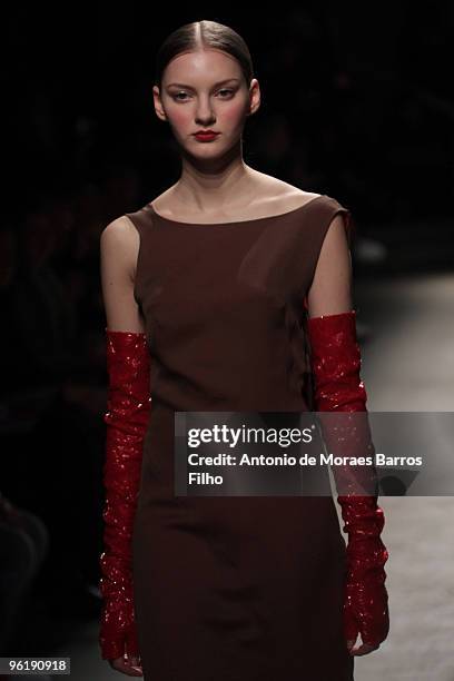 Models walk the runway at the Josephus Thimister Haute-Couture fashion show during Paris Fashion Week Spring/Summer 2010 at the Palais De Tokyo on...