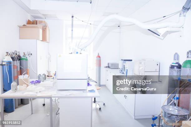 Laboratory Mess Photos and Premium High Res Pictures - Getty Images