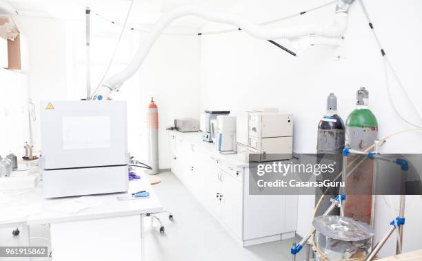 Laboratory Mess Photos and Premium High Res Pictures - Getty Images