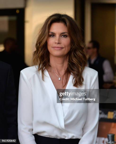 Cindy Crawford attends the 9th Annual "Big Fighters, Big Cause" Charity Boxing Night Benefiting The Sugar Ray Leonard Foundation at the Loews Santa...