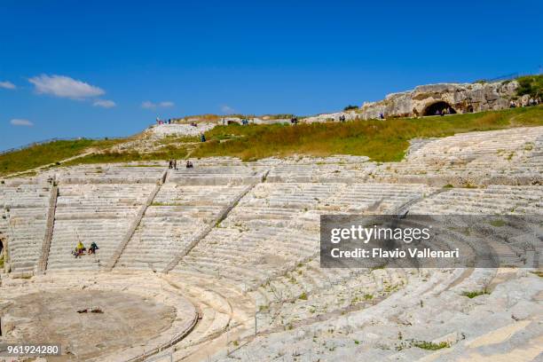 siracusa, teatro greco - sicilia, italia - teatro all'aperto foto e immagini stock