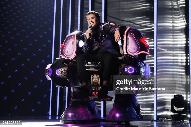 Whindersson Nunes speaks on stage during the MTV MIAW 2018 at Citibank Hall on May 23, 2018 in Sao Paulo, Brazil.