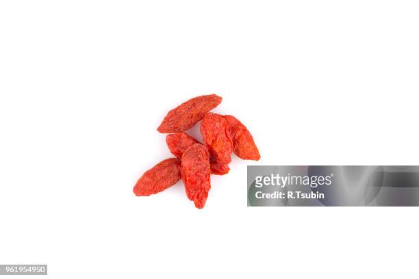 chinese goji berries close up - goji berry stock pictures, royalty-free photos & images