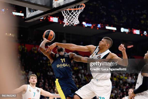 Brad Wanamaker, #11 of Fenerbahce Dogus Istanbul competes with Walter Tavares, #22 of Real Madrid during the 2018 Turkish Airlines EuroLeague F4...