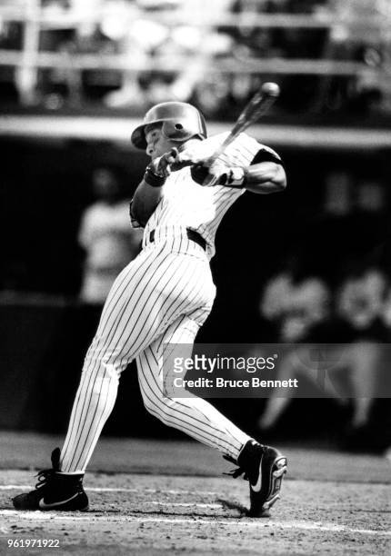 Gary Sheffield of the San Diego Padres swings at the pitch during an MLB game circa 1992 at Jack Murphy Stadium in San Diego, California.
