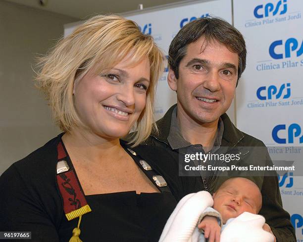 Spanish soprano Ainhoa Arteta and her husband Jesus Garmendia present their first baby Iker, born January 20, on January 26, 2010 in Barcelona,...