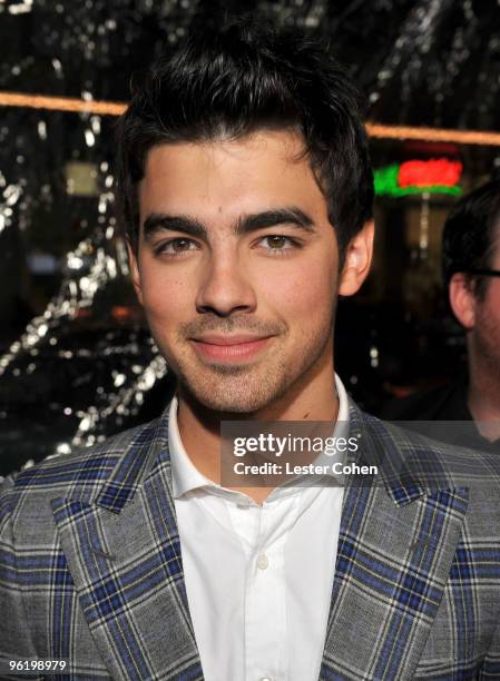 Musician Joe Jonas arrives at the "Edge Of Darkness" premiere held at Grauman's Chinese Theatre on January 26, 2010 in Hollywood, California.