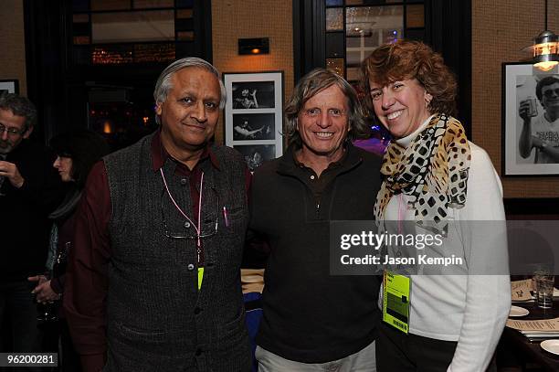 Social Activist Bunker Roy, Dr. Martin Von Hildebrand, and Skoll Foundation's Sandy Herz attend the Skoll opening dinner at Zoom during the 2010...