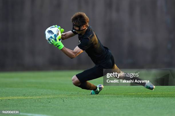 Masaaki Higashiguchi in action during a Japan training session at Akitsu Football Field on May 24, 2018 in Narashino, Chiba, Japan.