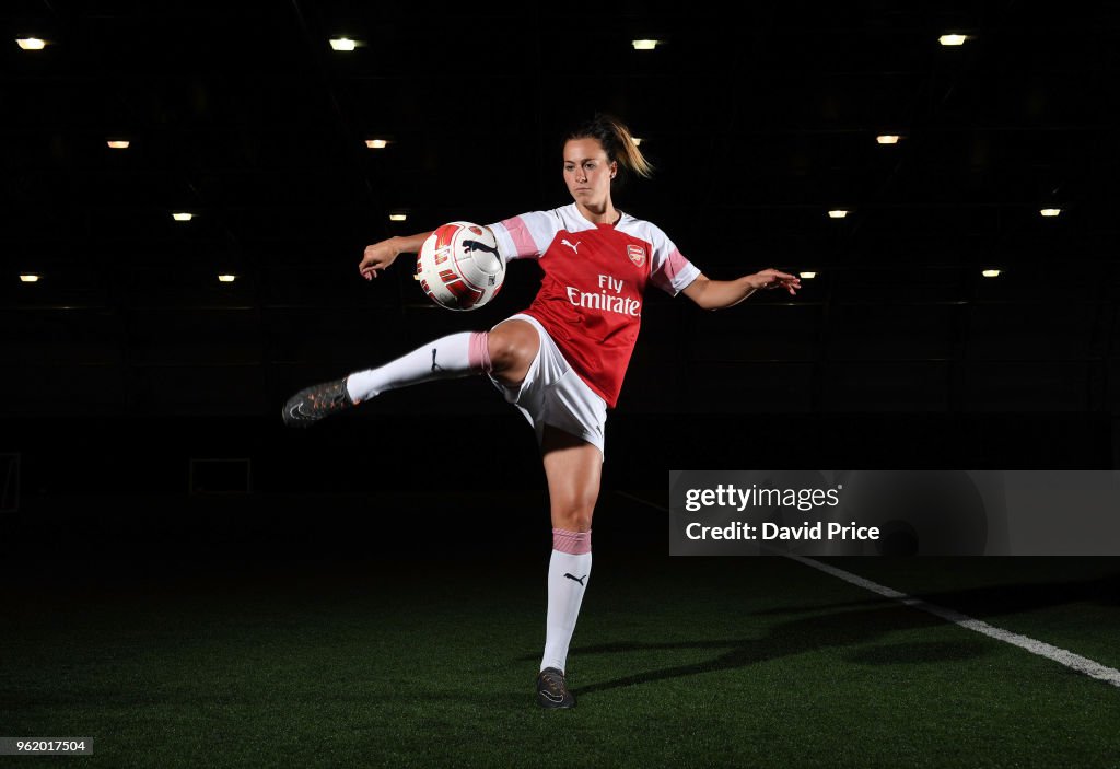 Arsenal Women Unveil New Signing Viktoria Schnaderbeck...
