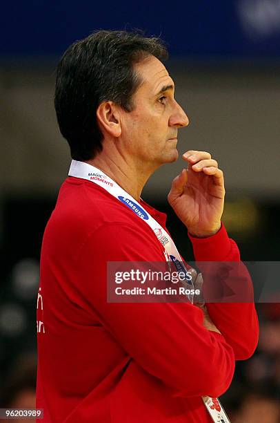 Valero Rivera, head coach of Spain reacts during the Men's Handball European main round Group II match between Germany and Spain at the Olympia Hall...