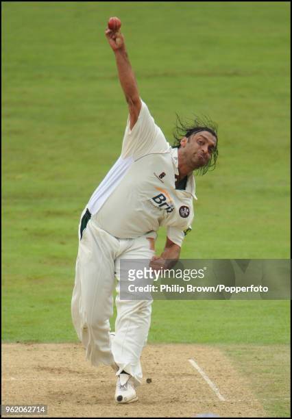 Shoaib Akhtar bowling for Surrey during the LV County Championship match between Surrey and Hampshire at The Oval, London, 9th September 2008.