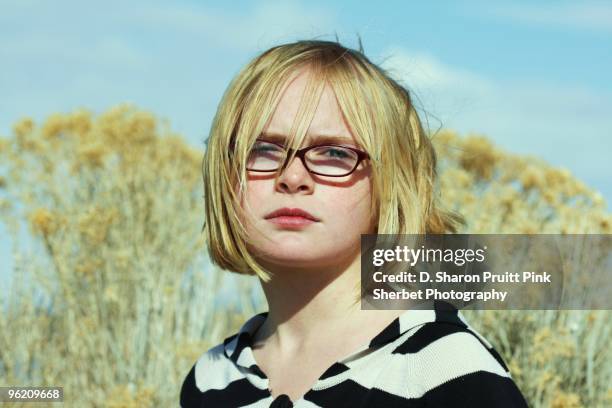 annoyed girl in glasses - ilha de antelope imagens e fotografias de stock