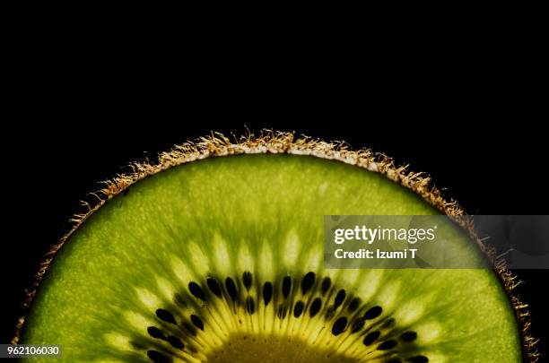 kiwi fruit - kiwi fruit stock pictures, royalty-free photos & images