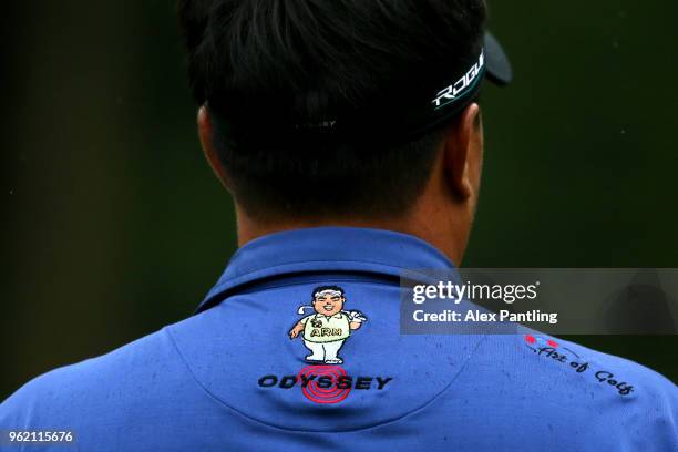 Detailed view of the personalised shirt ofKiradech Aphibarnrat of Thailand during day one of the 2018 BMW PGA Championship at Wentworth on May 24,...