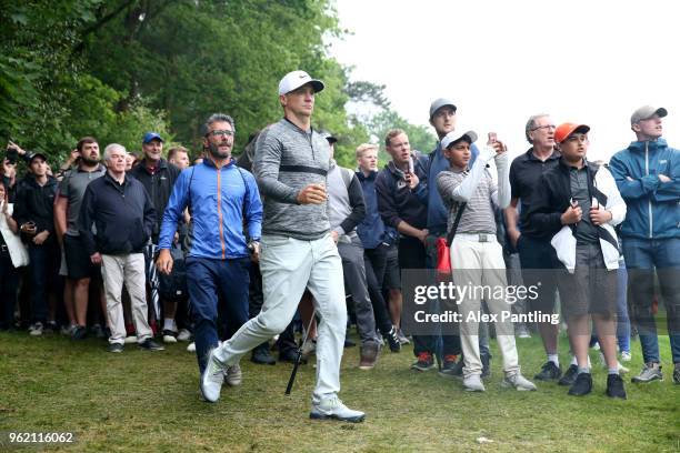 Alex Noren of Sweden plays onto the 17th green during day one of the 2018 BMW PGA Championship at Wentworth on May 24, 2018 in Virginia Water,...