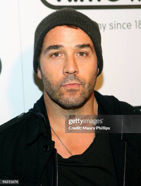 Actor Jeremy Piven arrives at RIMOWA Rodeo Drive Boutique Launch Party on January 26, 2010 in Beverly Hills, California.