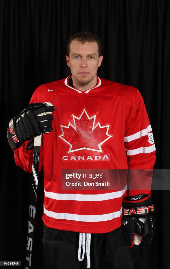 Heatley Dany Heatley of the San Jose Sharks poses for his Olympic Photo Shoot ...