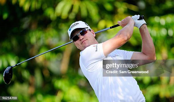 Zach Johnson hits a shot on the 3rd hole during the second round of the Sony Open at Waialae Country Club on January 15, 2010 in Honolulu, Hawaii.