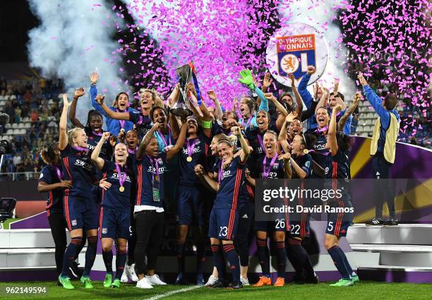 Lyon Women celebrate with the trophy during the UEFA Womens Champions League Final between VfL Wolfsburg and Olympique Lyonnais on May 24, 2018 in...