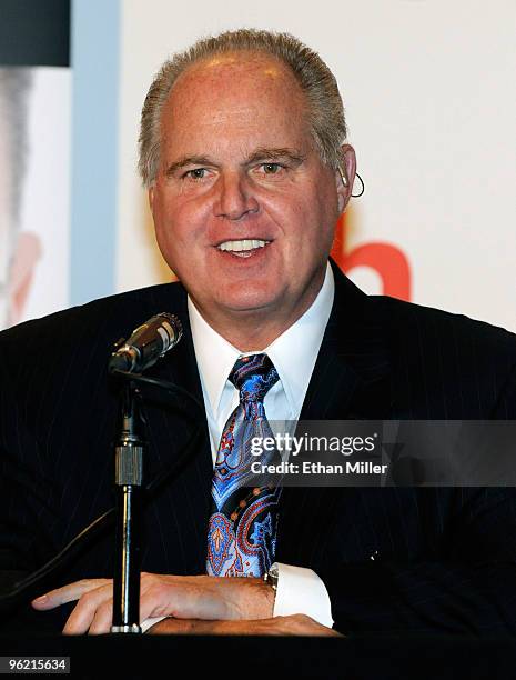 237 American Conservative Talk Radio Host Stock Photos, High-Res ...