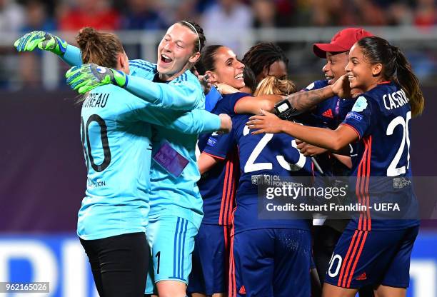 Lyon women celebrate winning the UEFA Womens Champions League Final between VfL Wolfsburg and Olympique Lyonnais on May 24, 2018 in Kiev, Ukraine.