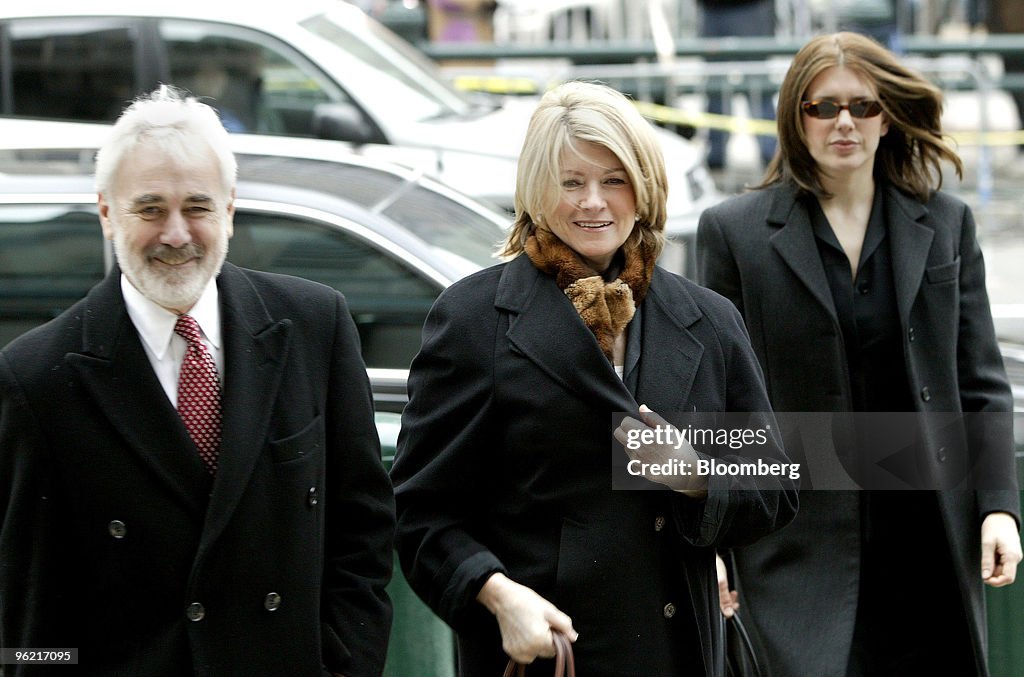 Martha Stewart, center, arrives at Federal Courthouse in New