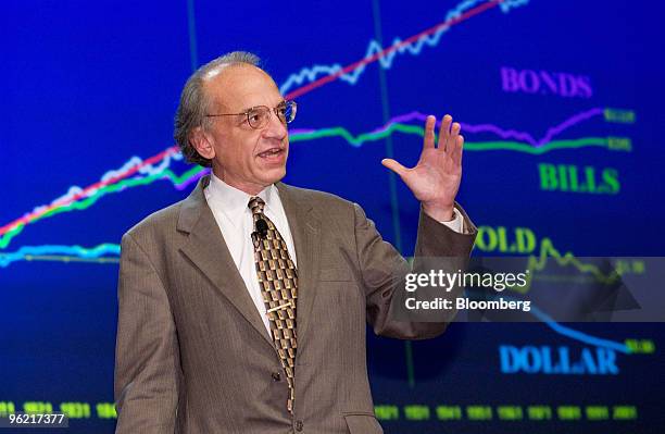 Jeremy Siegel, the Russell E. Palmer Professor of Finance at the Wharton School, addresses the Securities Industry Association during their annual...