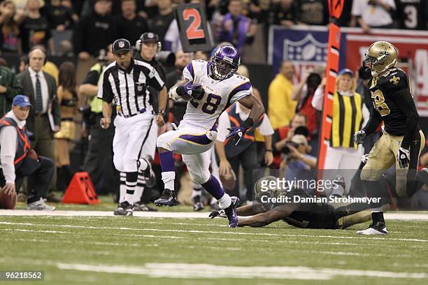 Playoffs: Minnesota Vikings Adrian Peterson in action vs New Orleans Saints. New Orleans, LA 1/24/2010 CREDIT: Damian Strohmeyer