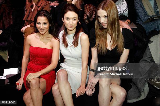 Elsa Pataky, Olga Kurylenko and Paulina Nemcova attend the Elie Saab Fashion Show during Paris Fashion Week Haute Couture S/S 2010 at Palais de...