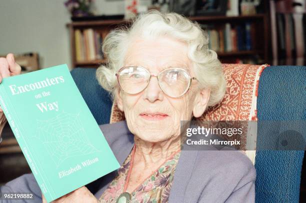 Elizabeth Wilson 5,195 Elizabeth Wilson Photos & High Res Pictures - Getty Images