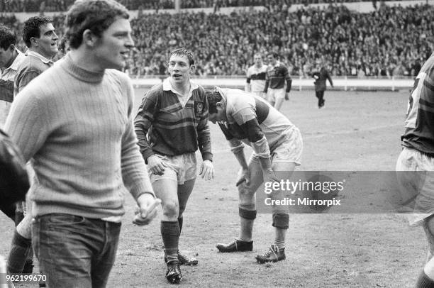 Leeds 11-10 Wakefield Trinity, Rugby League Challenge Cup Final match at Wembley Stadium, London, Saturday 11th May 1968. Don Fox of Wakefield is...