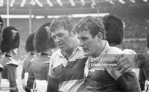 Leeds 11-10 Wakefield Trinity, Rugby League Challenge Cup Final match at Wembley Stadium, London, Saturday 11th May 1968. Don Fox of Wakefield is...