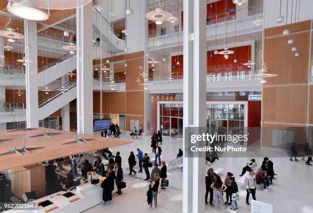 The new courthouse created by Renzo Piano in the heart of Batignolles, integrates more than 90 courtrooms in the Clichy-Batignolles district on the...