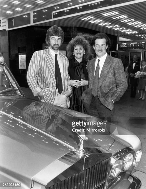 Scottish singer and actress Barbara Dickson re-united with actor Bernard Hill and playwright Willy Russell in Liverpool, eleven years after the...