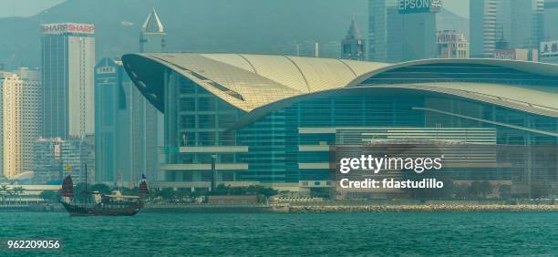 honk kong - centro de convenção e exposição de hong kong - fotografias e filmes do acervo