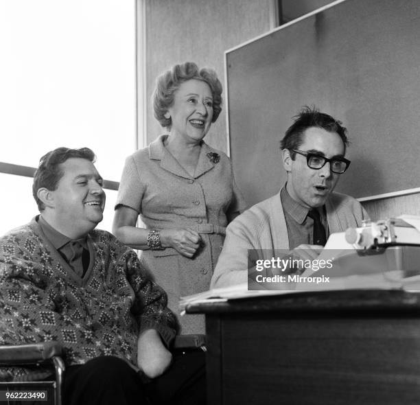 Harry Driver Writer 172 Vince Powell Photos & High Res Pictures - Getty Images