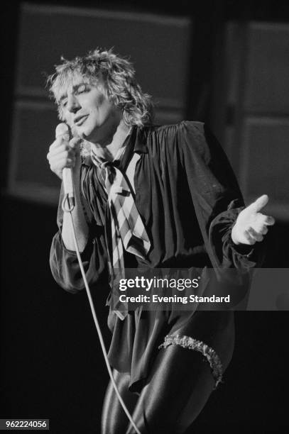 British rock singer and songwriter Rod Stewart performing at the Olympia, London, UK, 22nd December 1978.
