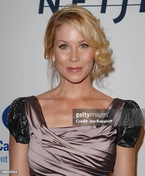 Actress Christina Applegate arrives to the EIF's Women's Cancer Research Fund Hosts "An Unforgettable Evening Benefit at the Beverly Wilshire Four...