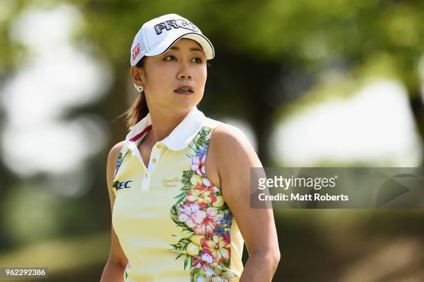Erina Hara of Japan watches her tee shot on the 2nd hole during the first round of the Resorttust Ladies at Kansai Golf Club on May 25, 2018 in Miki,...